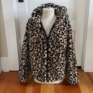 Calvin Klein Jeans Leopard Print Faux Fur Hooded Full Zip Jacket‎ Medium